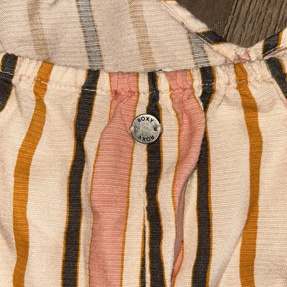 Roxy Summer Jumpsuit size Medium - Picture 3 of 4